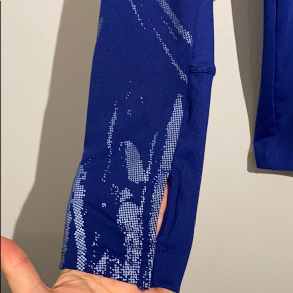 Nike Running Element Dri Fit 1/4 Zip - Picture 12 of 15